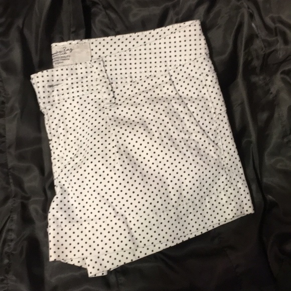 American Rag white shorts - Picture 2 of 5